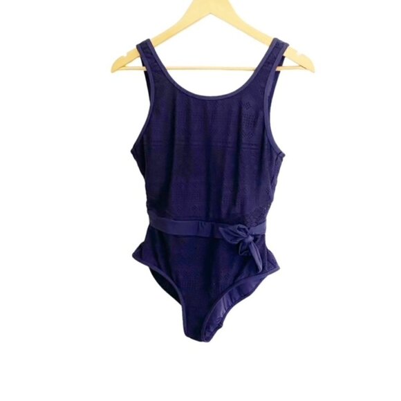 Anne Cole Navy Crochet One Piece Swimsuit 10 - Picture 1 of 3